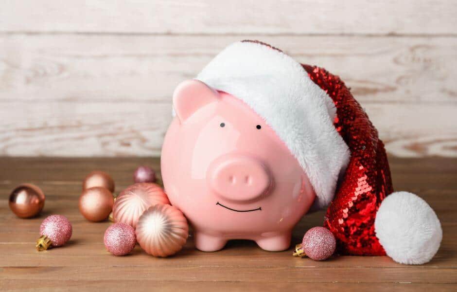 3 Easy Ways to Start Saving For Christmas