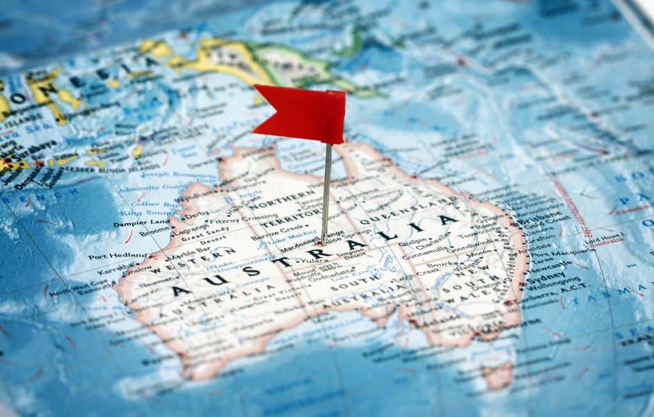 Travelling to Australia on a Budget Travelling to Australia on a Budget
