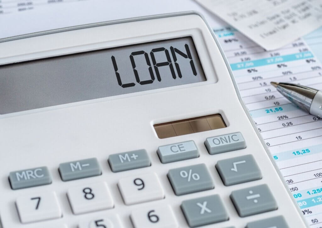 How Does a Lender Decide Whether To Lend Or Not
