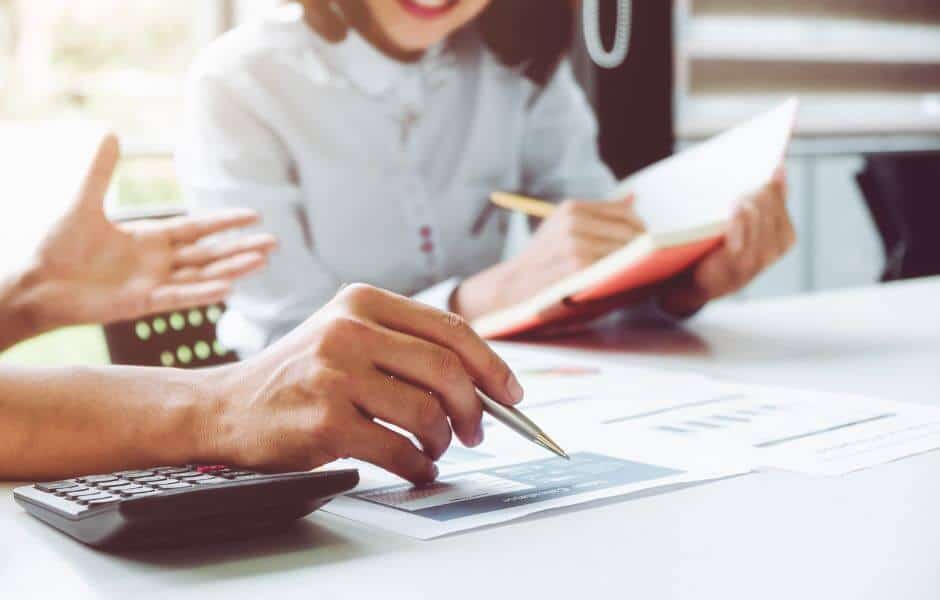 How to Create a Thriving Business Environment for Your Employees